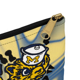 U of m Accessory Pouch