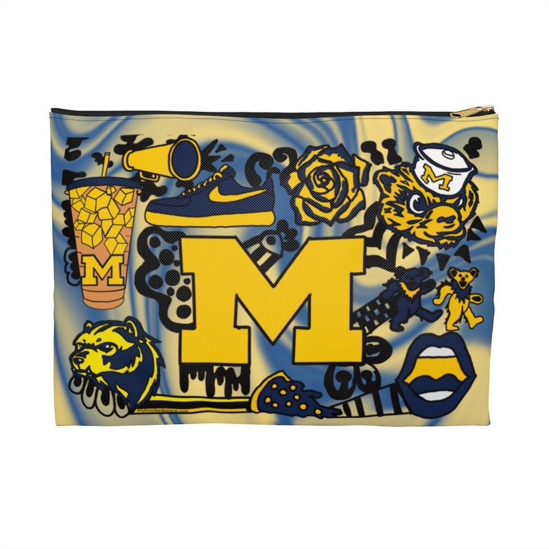 U of m Accessory Pouch