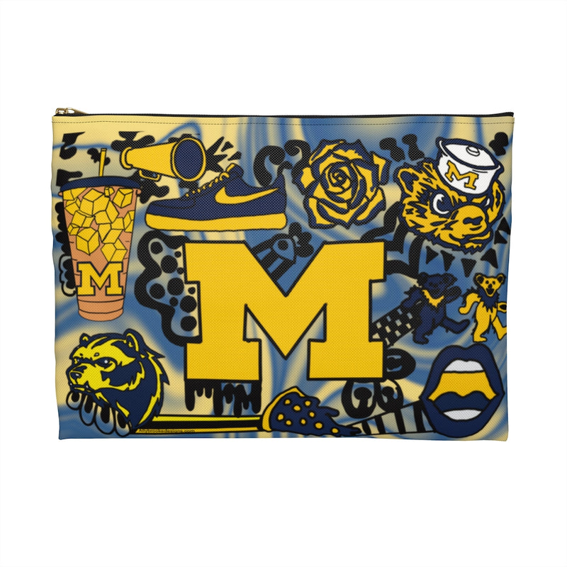 U of m Accessory Pouch
