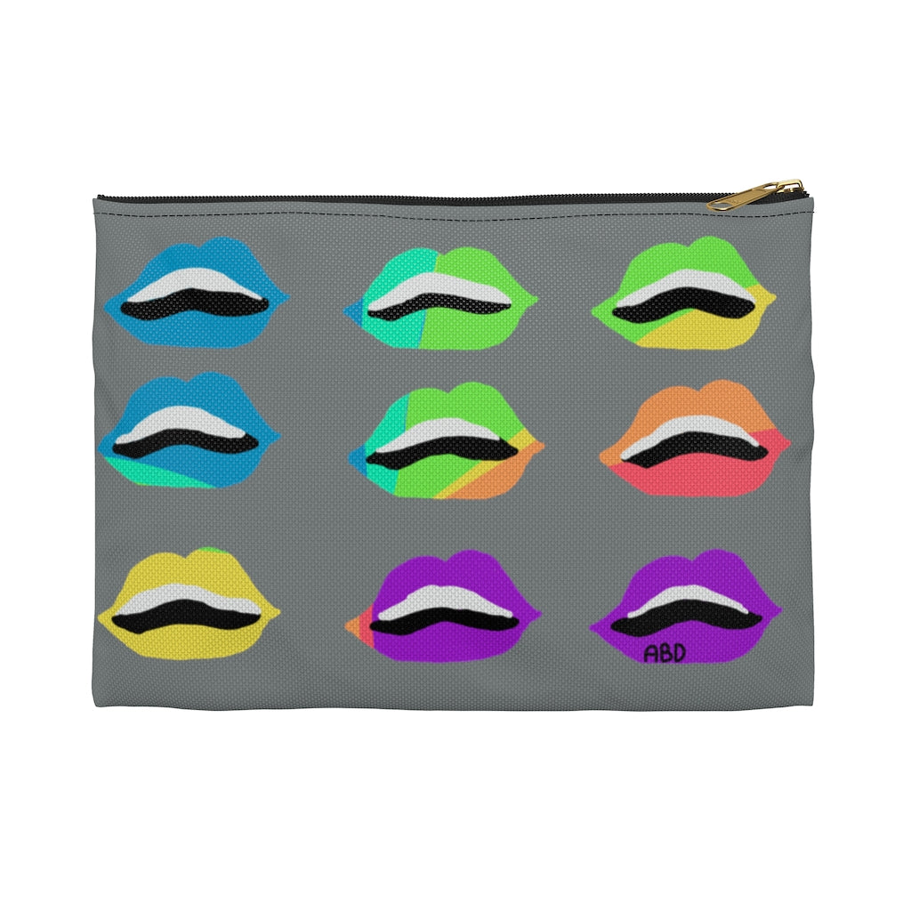 Color War Lips Accessory Pouch