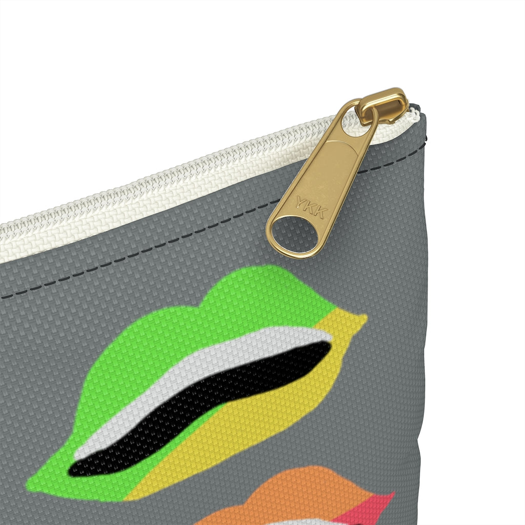 Color War Lips Accessory Pouch